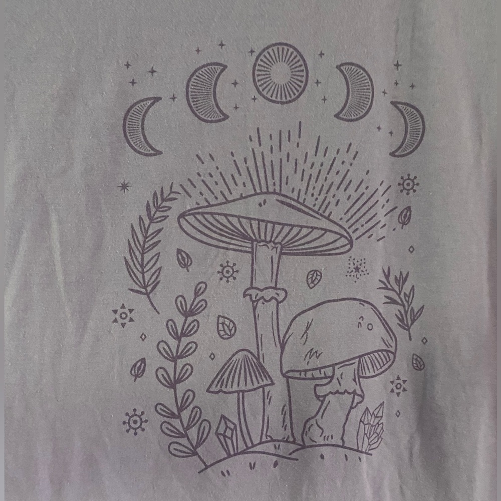 SHEIN Gray Short Sleeve Tee with Mushroom Print